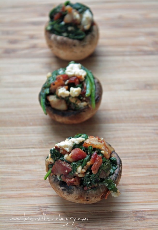 Delicious bacon spinach and feta low carb stuffed mushrooms recipe - the perfect low carb appetizer for your next party!