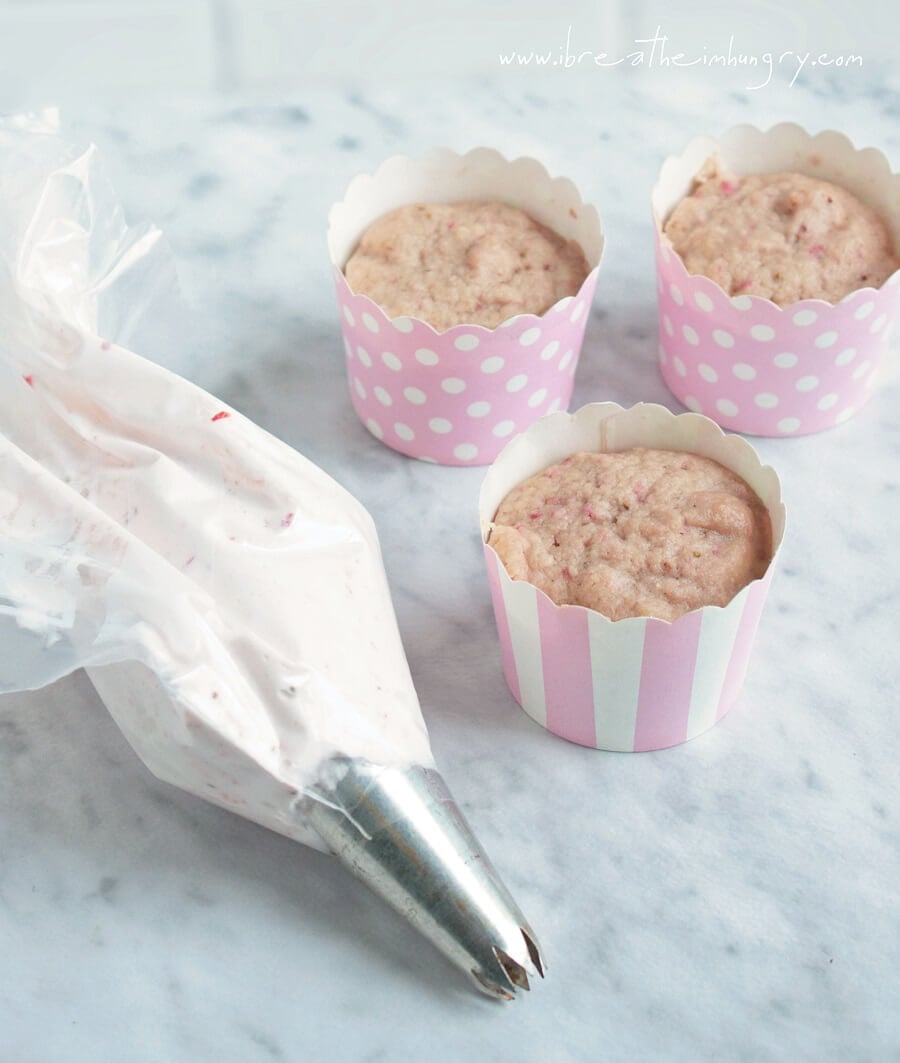 Strawberry whipped cream low carb and sugar free