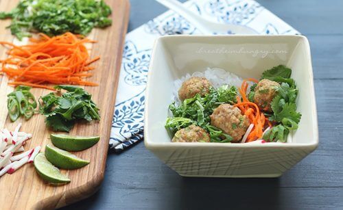 A low carb Asian noodle soup recipe from Mellissa Sevigny of I Breathe Im Hungry