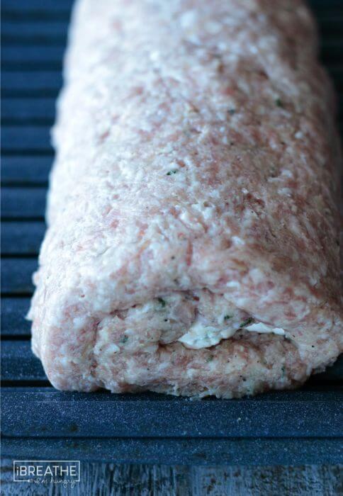 A tasty pork meatloaf stuffed with creamy jalapeño popper filling