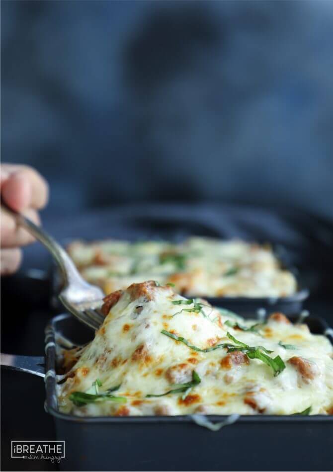 This cheesy spaghetti squash skillet is so delicious & easy!