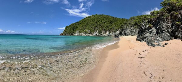 Jade Beach, Barbareta Island Honduras