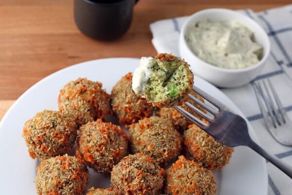 Best Keto Vegetarian Recipes - Broccoli Cheese Fritters