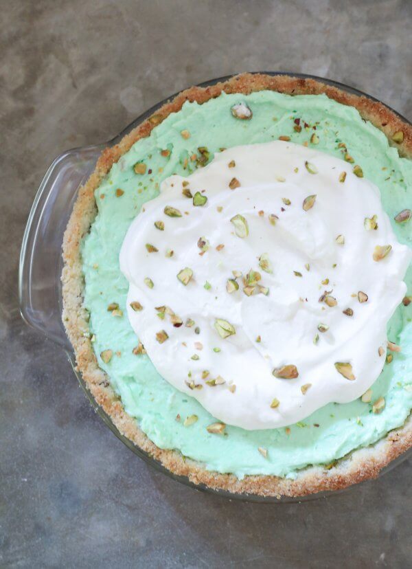 Keto Pistachio Pudding Pie with nuts